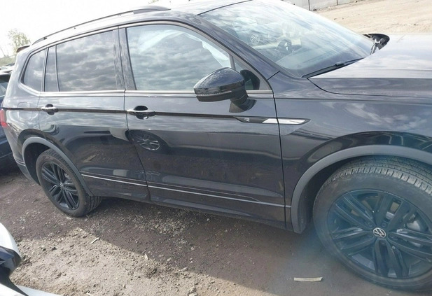 Volkswagen Tiguan cena 81000 przebieg: 30745, rok produkcji 2022 z Poniec małe 92